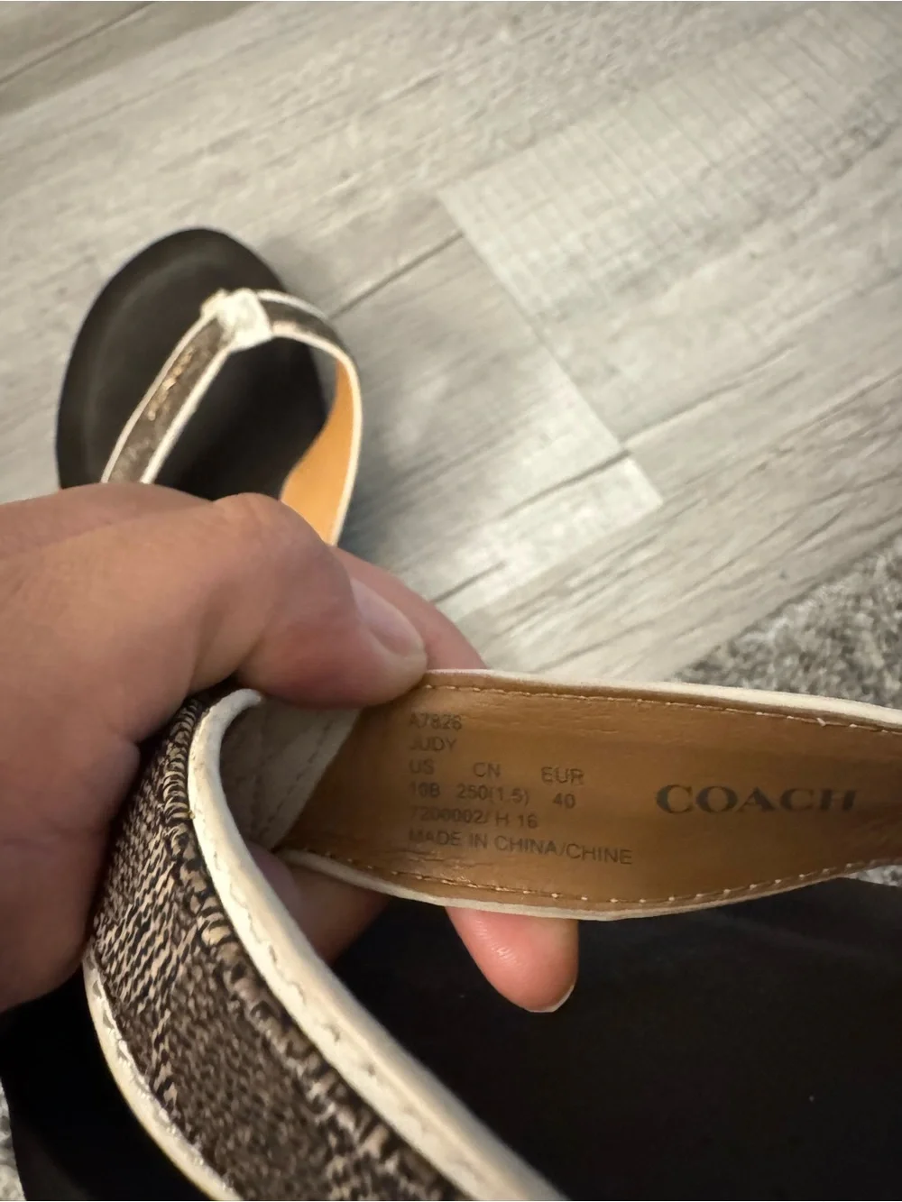 Vintage Coach Metallic gold and brown Thong Sandals with White Trim